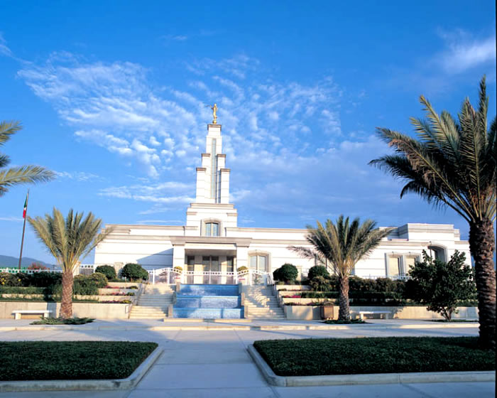 Monterrey Temple (2002)