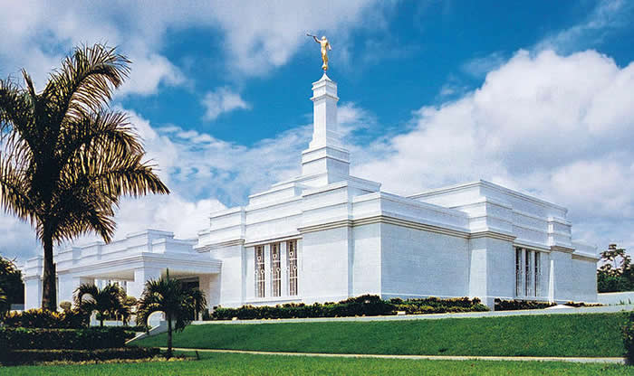 Villahermosa Temple (2000)